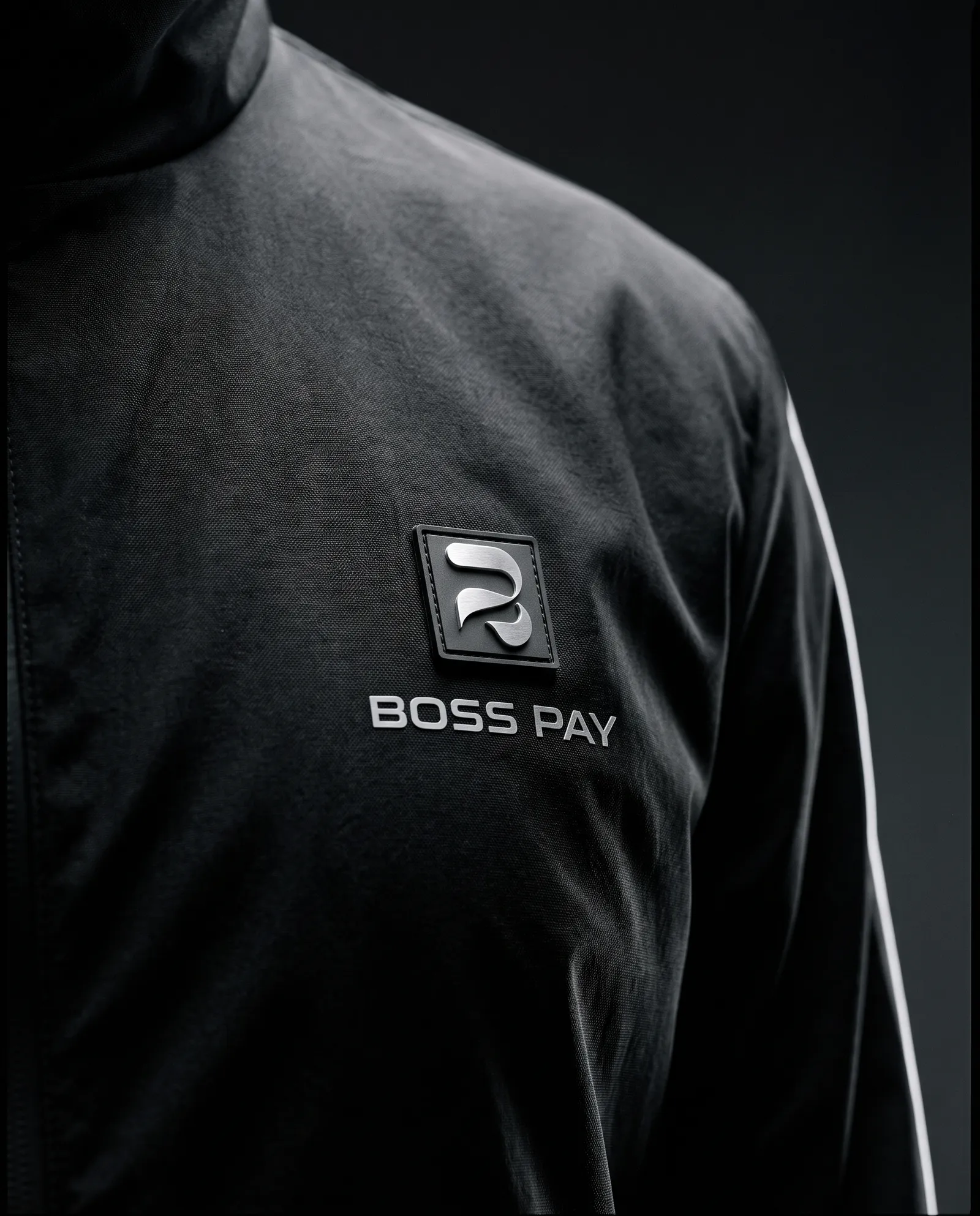 Detalhe da jaqueta técnica BOSS Pay